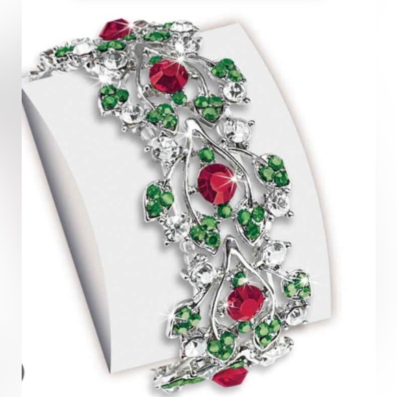 DANBURY MINT - Seasonal Sensation “Christmas Holly” Stretch Bracelet - Picture 9 of 9